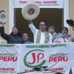 En Perú, Roberto Sánchez reconoce su derrota tras proclamación de Fujimori como presidenta electa